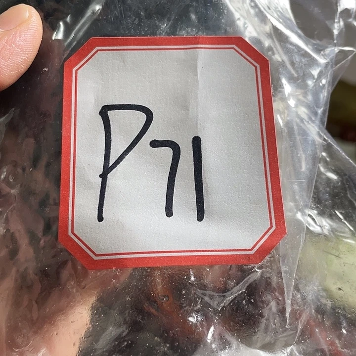 东***方蛇纹石玉未镶嵌纯天然岫玉
