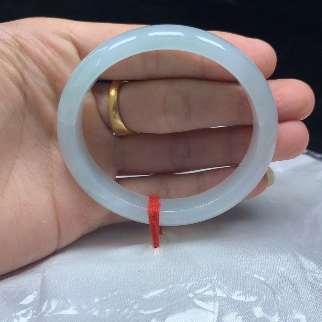 翡翠未镶嵌手镯（贵妃镯）55.2贵妃