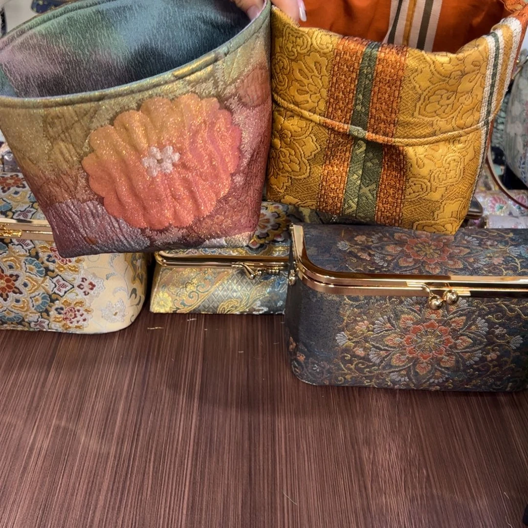 织绣福利大号笔筒不退换