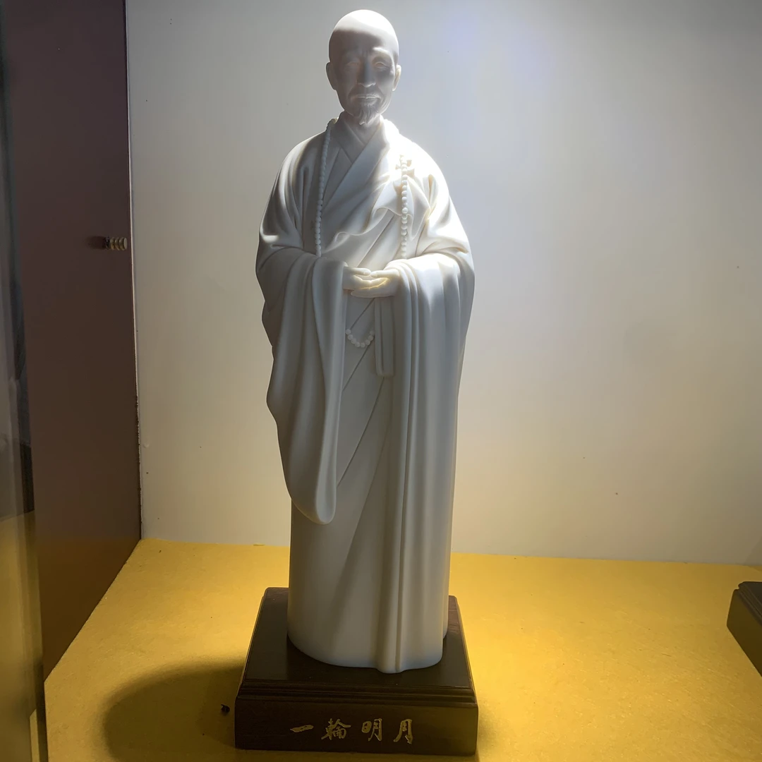 德化白瓷创意复古陶瓷工艺品雕塑和尚家用陶瓷摆件陶瓷人物