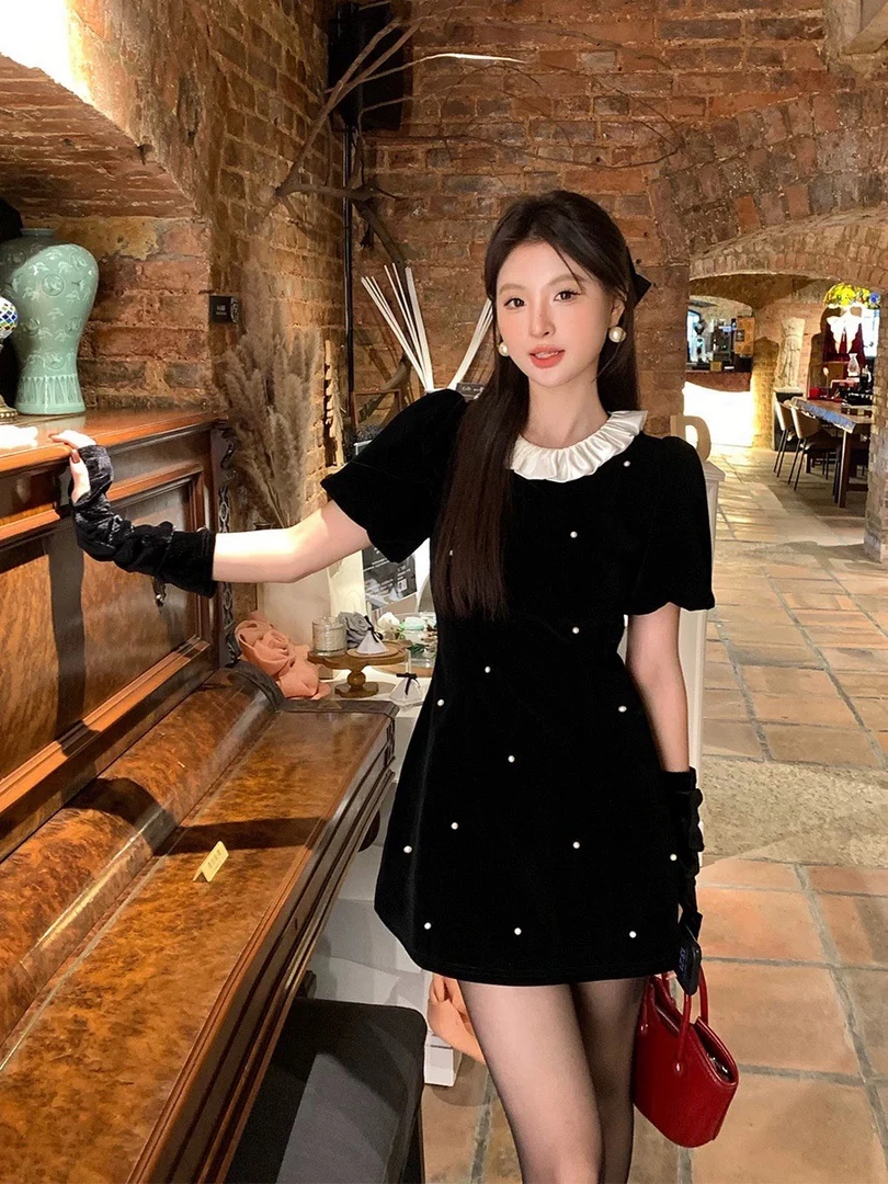 【肉总】高级丝绒钉珠小黑裙