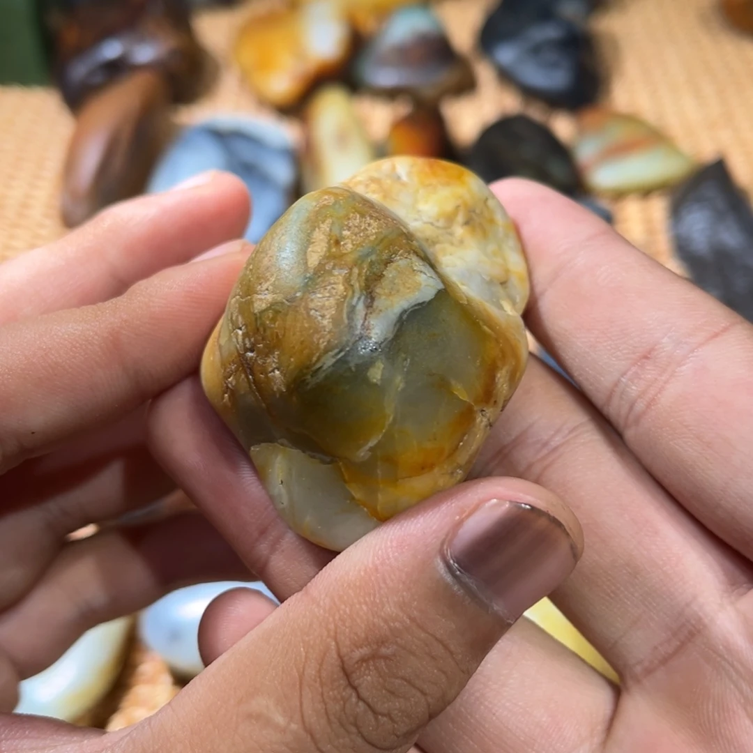 和田玉（子料）未镶嵌挂件