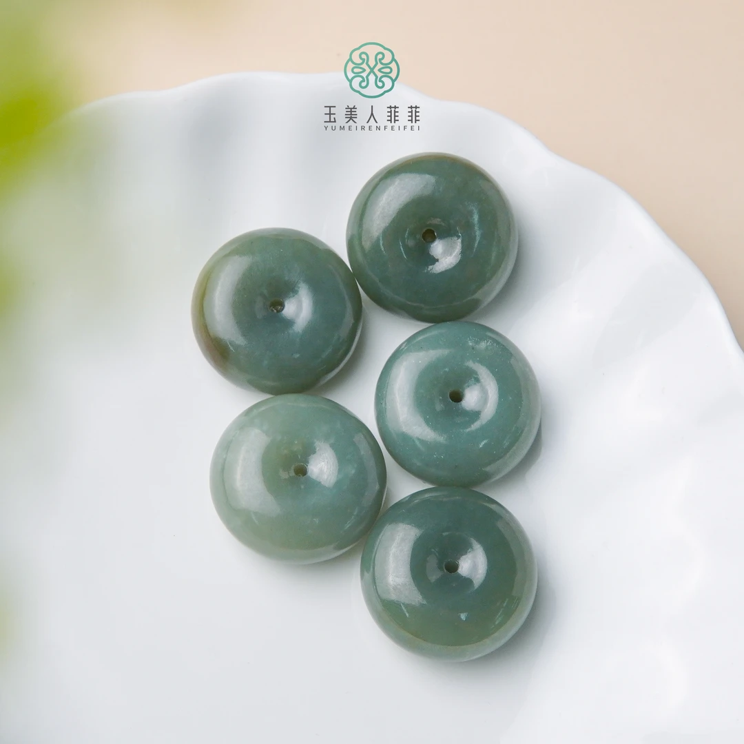 石惑珠宝~和田玉平安扣吊坠约25mm/多样性发一