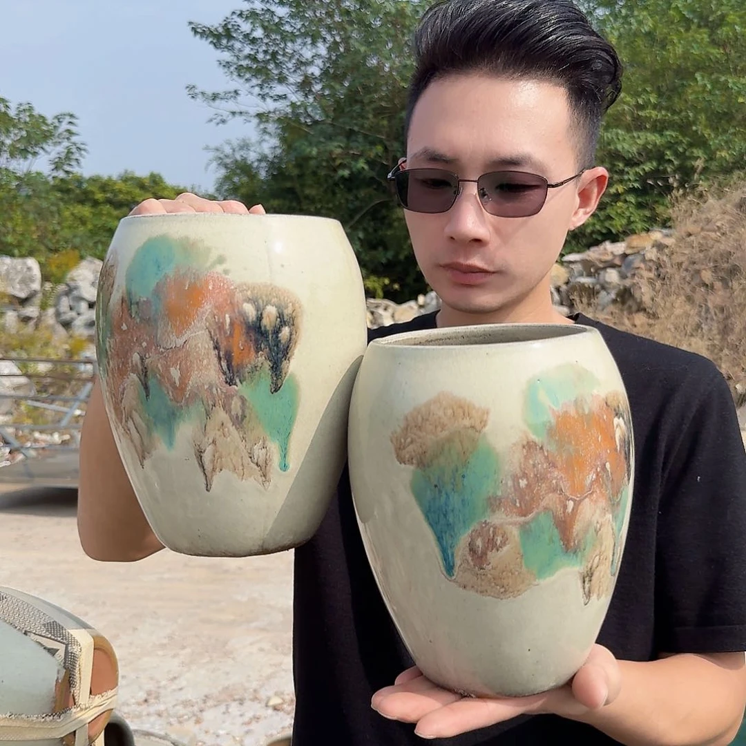 紫砂花盆口14高22（两个蛋壳工艺品泼墨