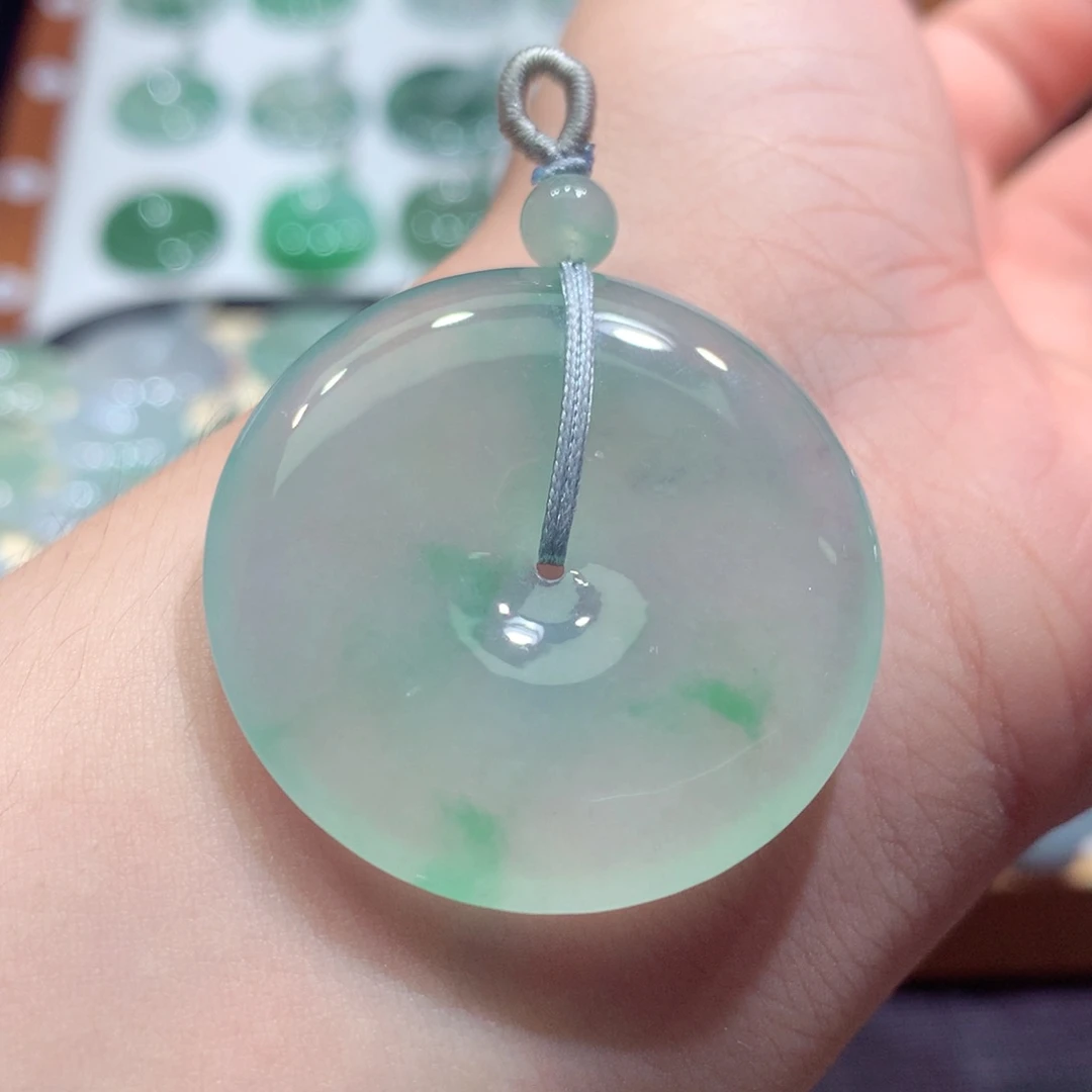 翡翠未镶嵌颈饰34