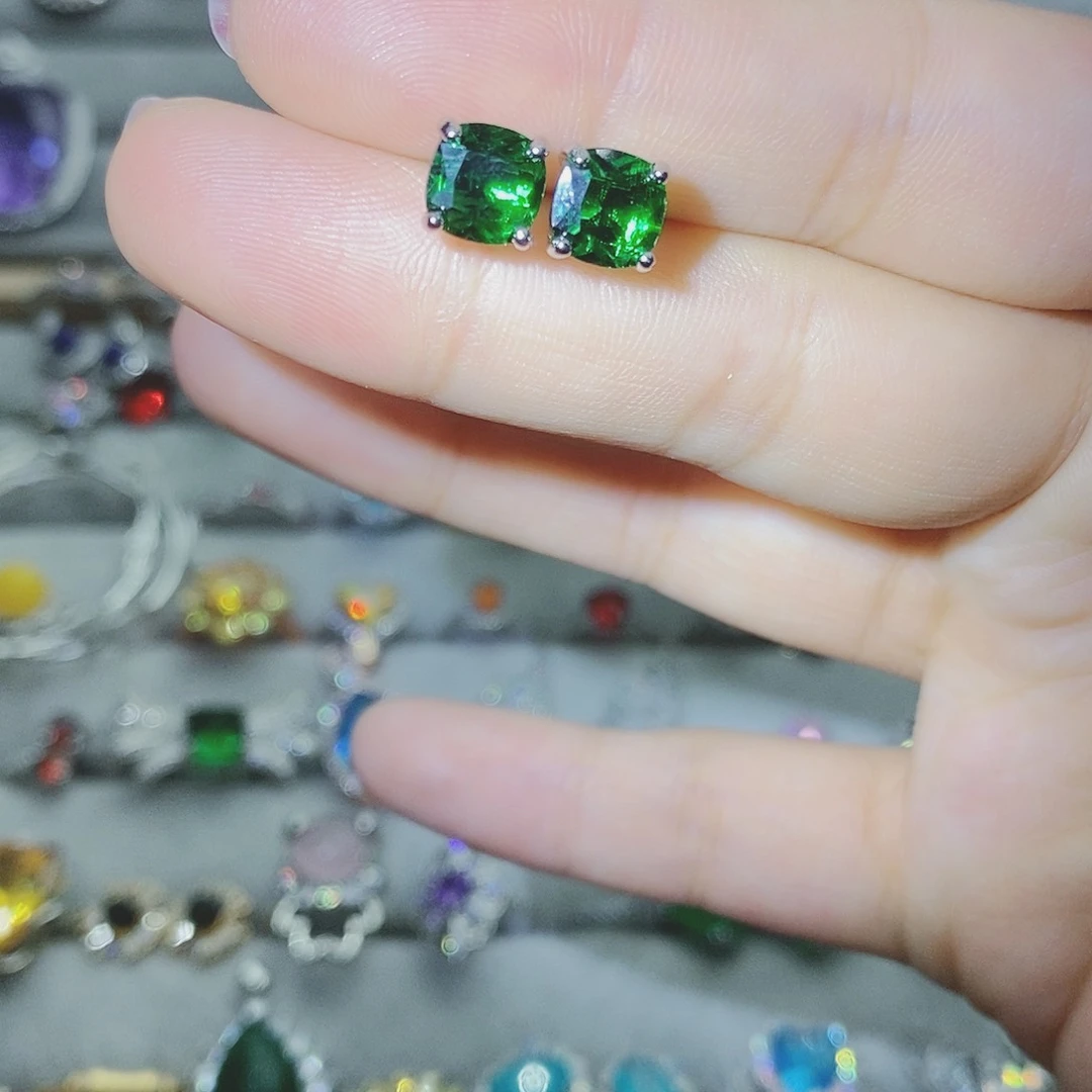 【闪购商品】托帕石耳饰银S925镶嵌