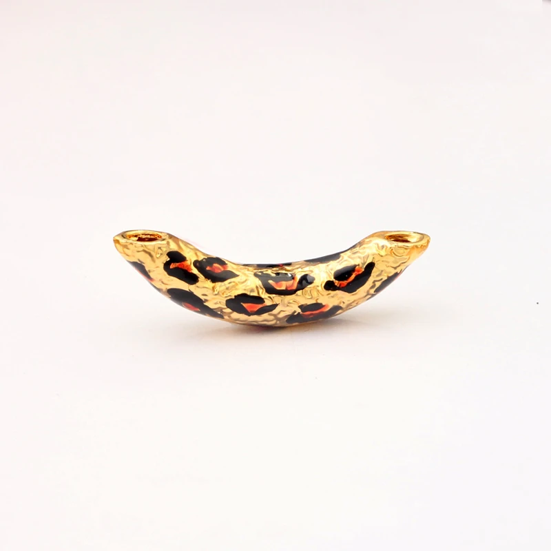 18k金豹纹弯管配件 赠皮绳