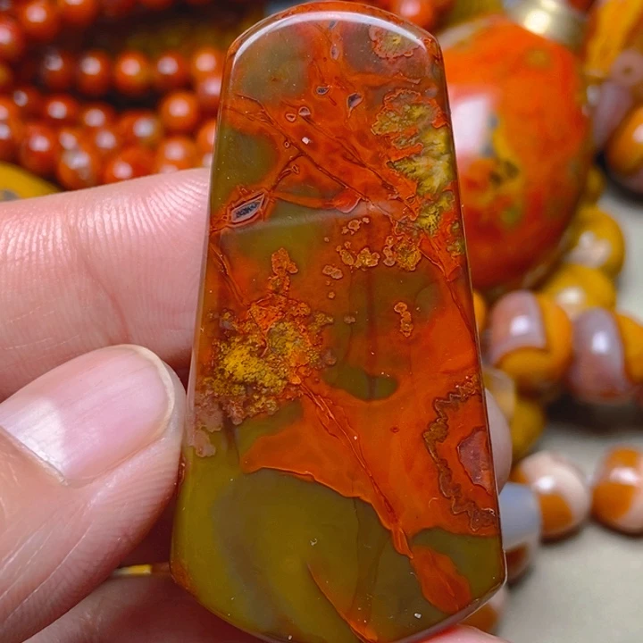 玛瑙/玉髓未镶嵌吊坠