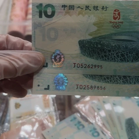 A***运塑料不会因为别人不开心就