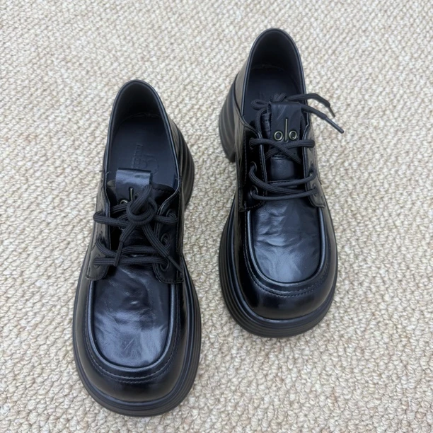 静静推荐 新款厚底深口系带时尚休闲小皮鞋22c6802