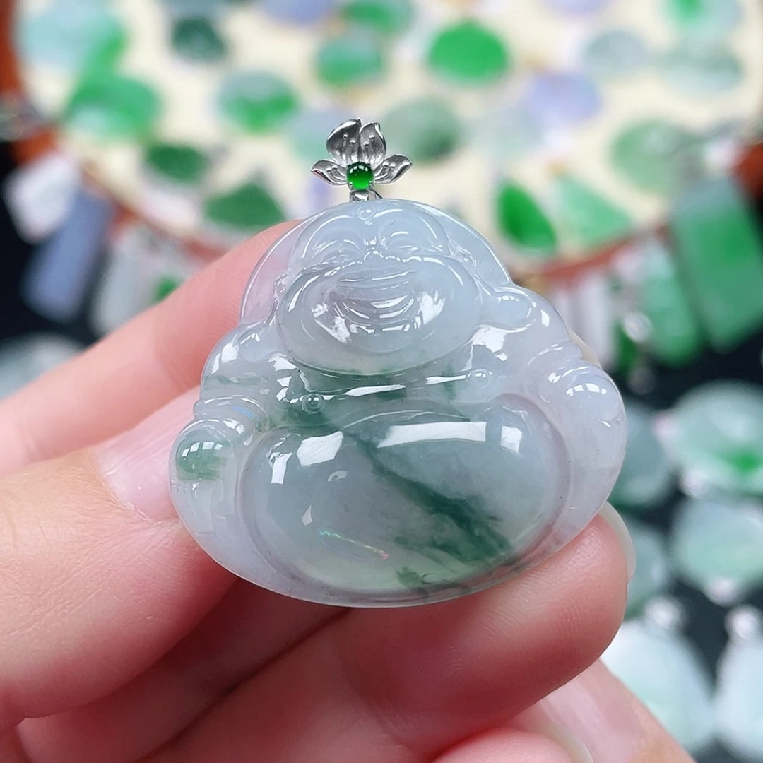 颈饰18K金镶嵌翡翠佛