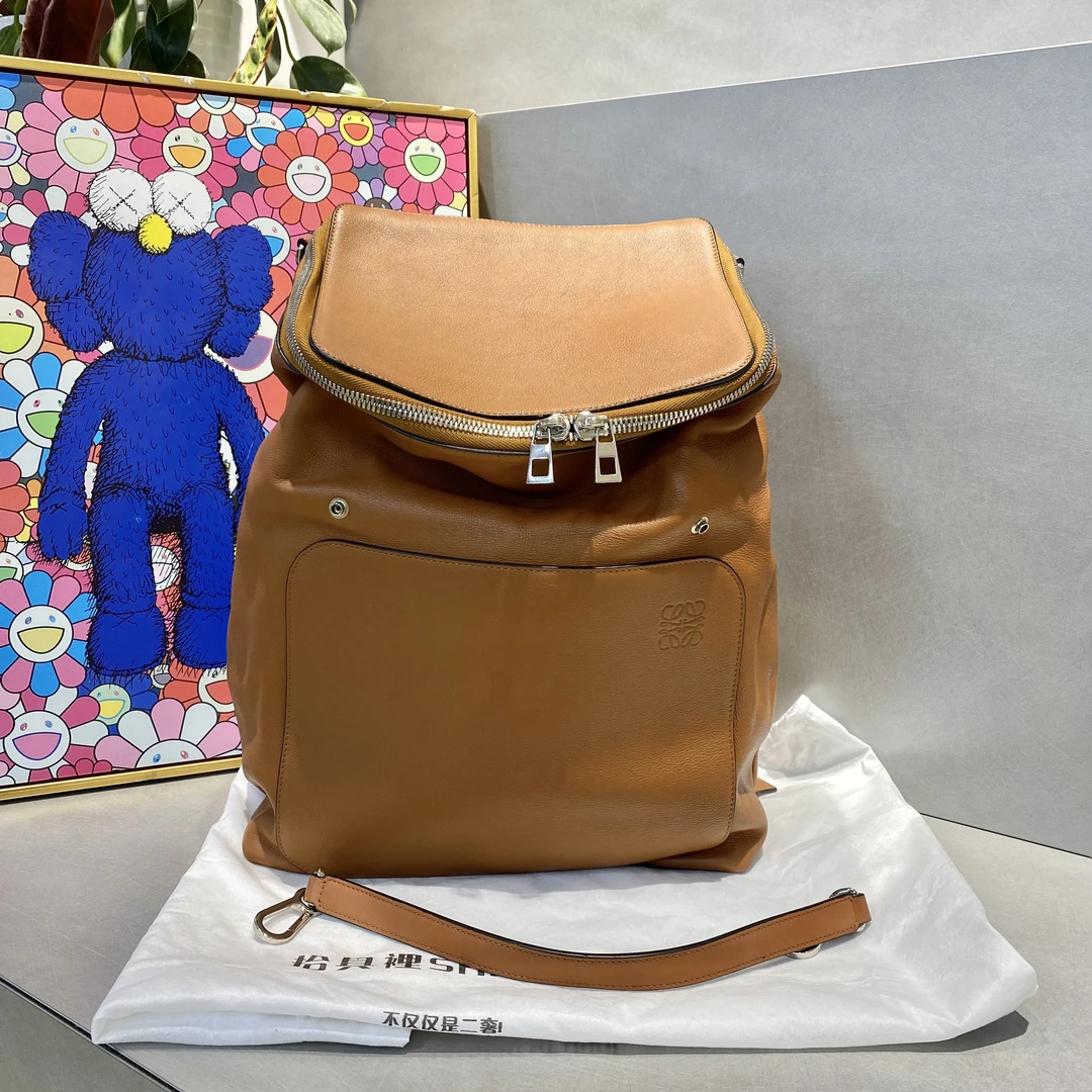 95新 LOEWE/罗意威 罗意威    焦糖色背包 双肩包