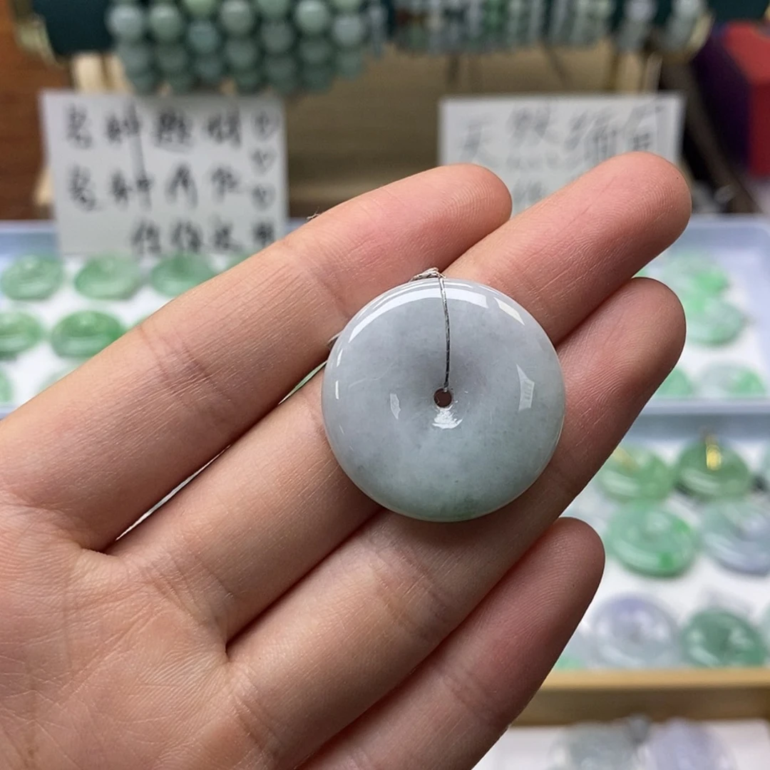 【闪购商品】翡翠颈饰未镶嵌平安扣