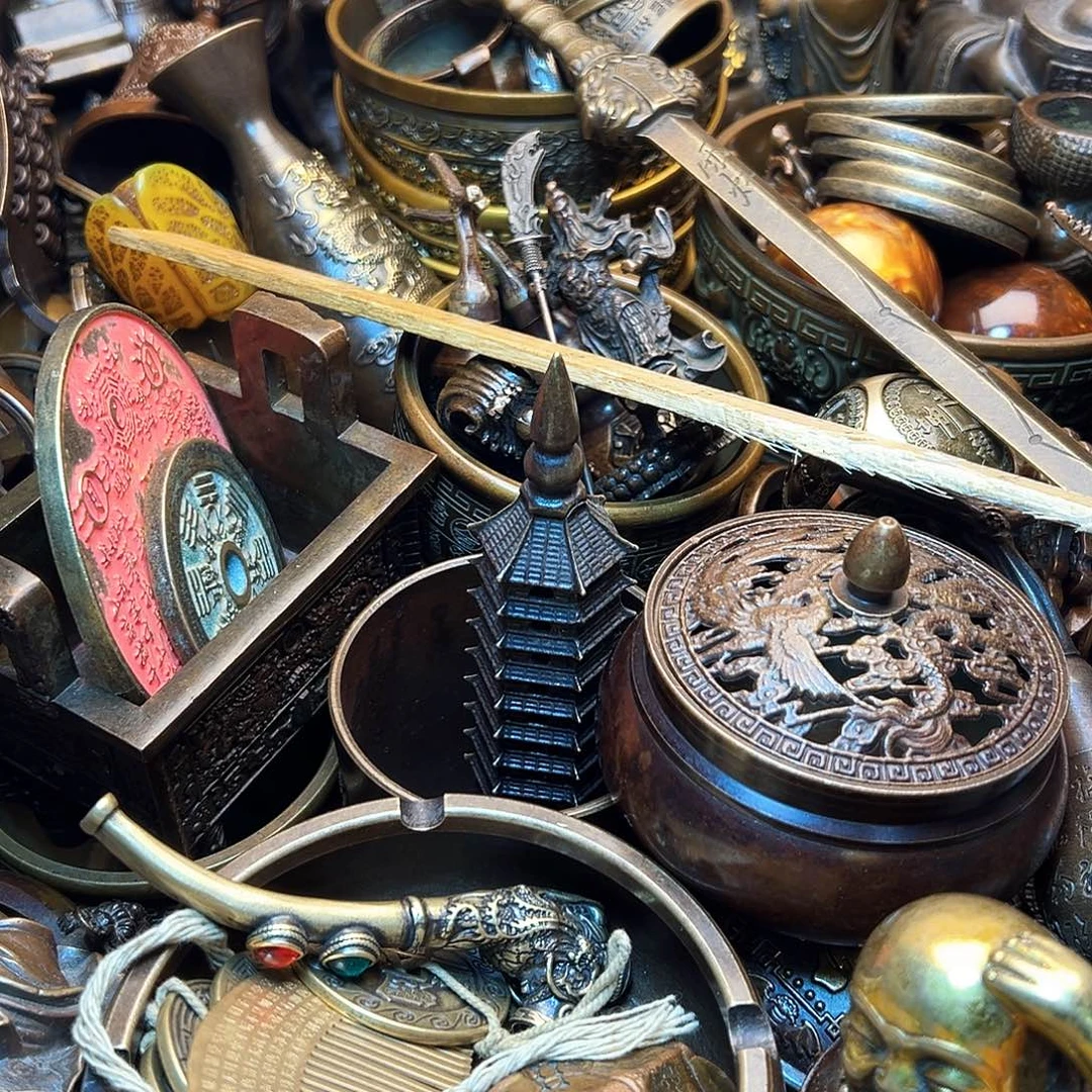 精美铜器工艺品等