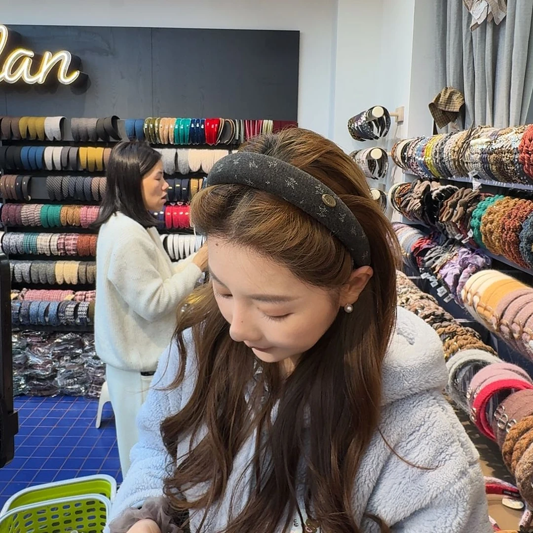 非金属黑色小碎花发箍43