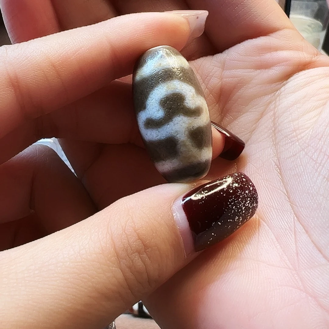 用***6玛瑙/玉髓未镶嵌颈饰