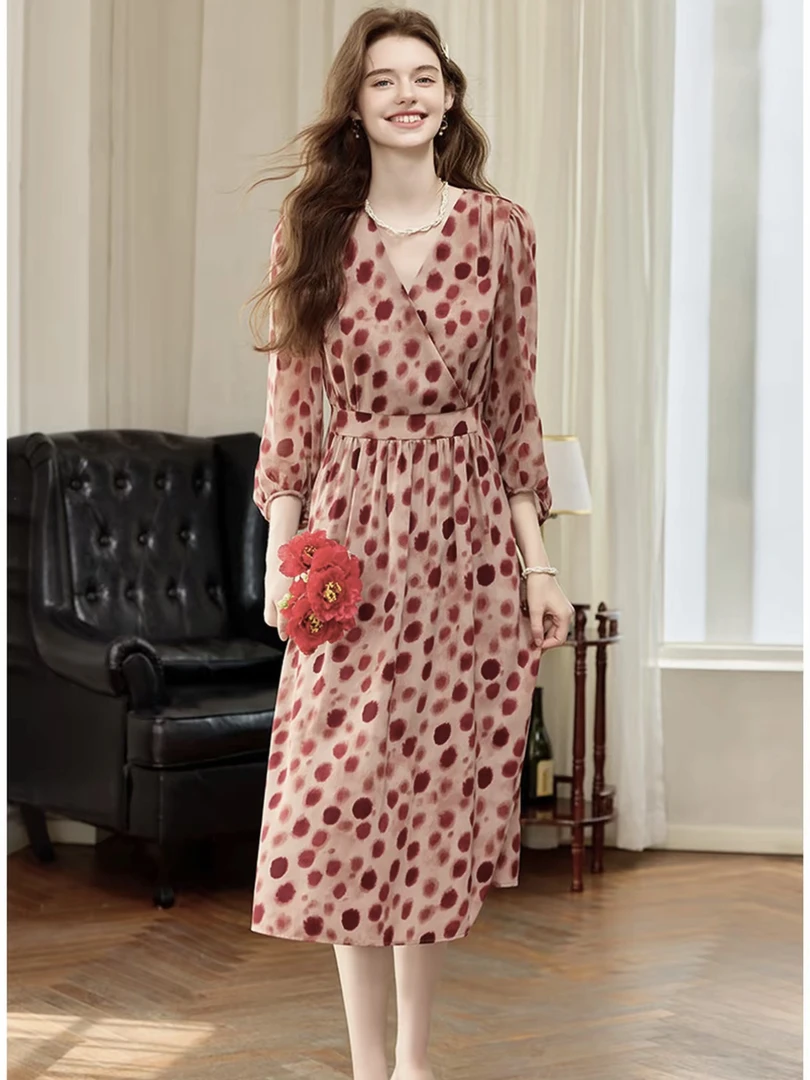 法式波点V领收腰显瘦气质时尚夏季连衣裙（裙长112）