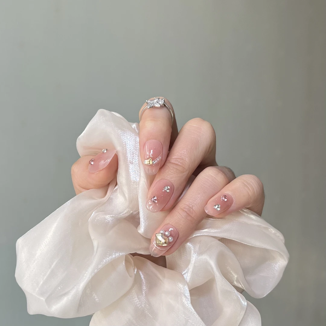 【实拍56】裸色美甲可爱风指甲贴片高级感穿戴甲显白带钻纯手工短款