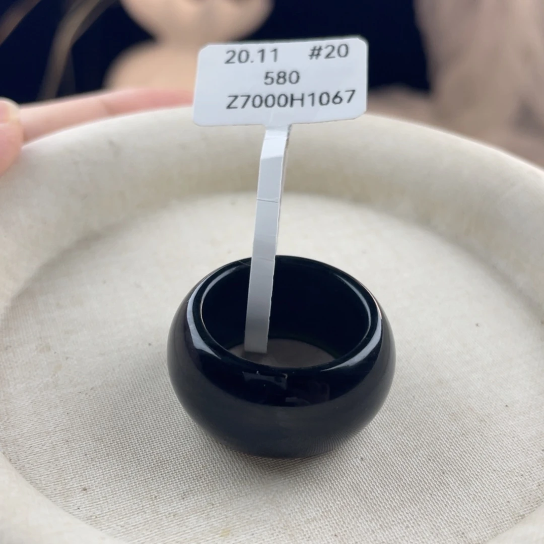 和田玉（糖玉）未镶嵌戒圈