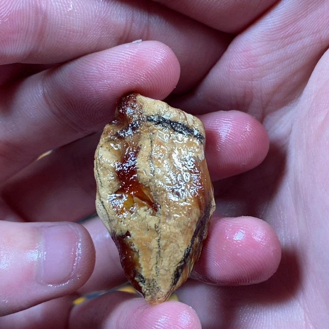 定制琥珀未镶嵌我****?琥珀蜜蜡原石定制