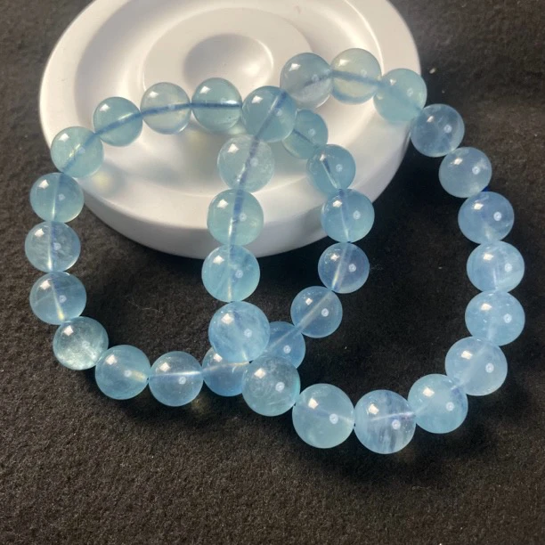 天然辰砂天然辰砂天然朱砂海蓝宝11m+货号985多样性发其一