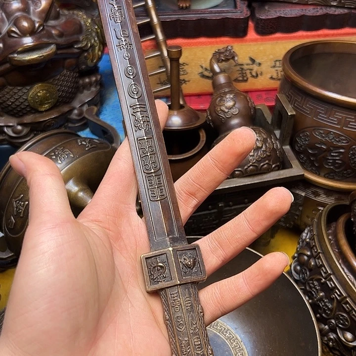 精美铜器摆件下单