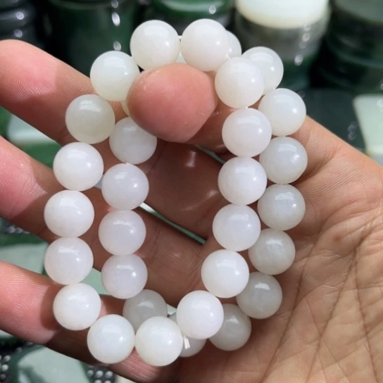 和田玉未镶嵌珠宝半成品