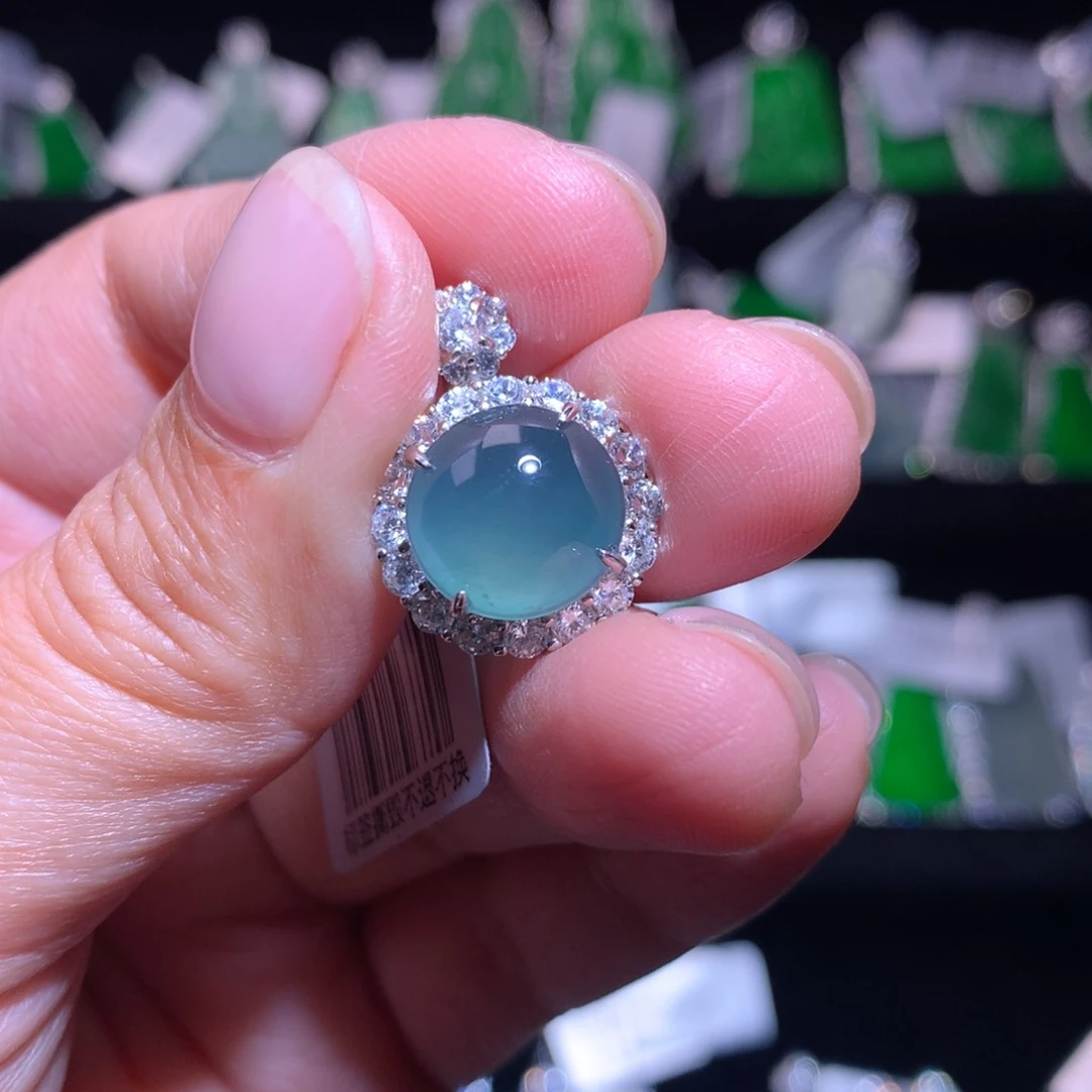 【闪购商品】颈饰银S925镶嵌翡翠