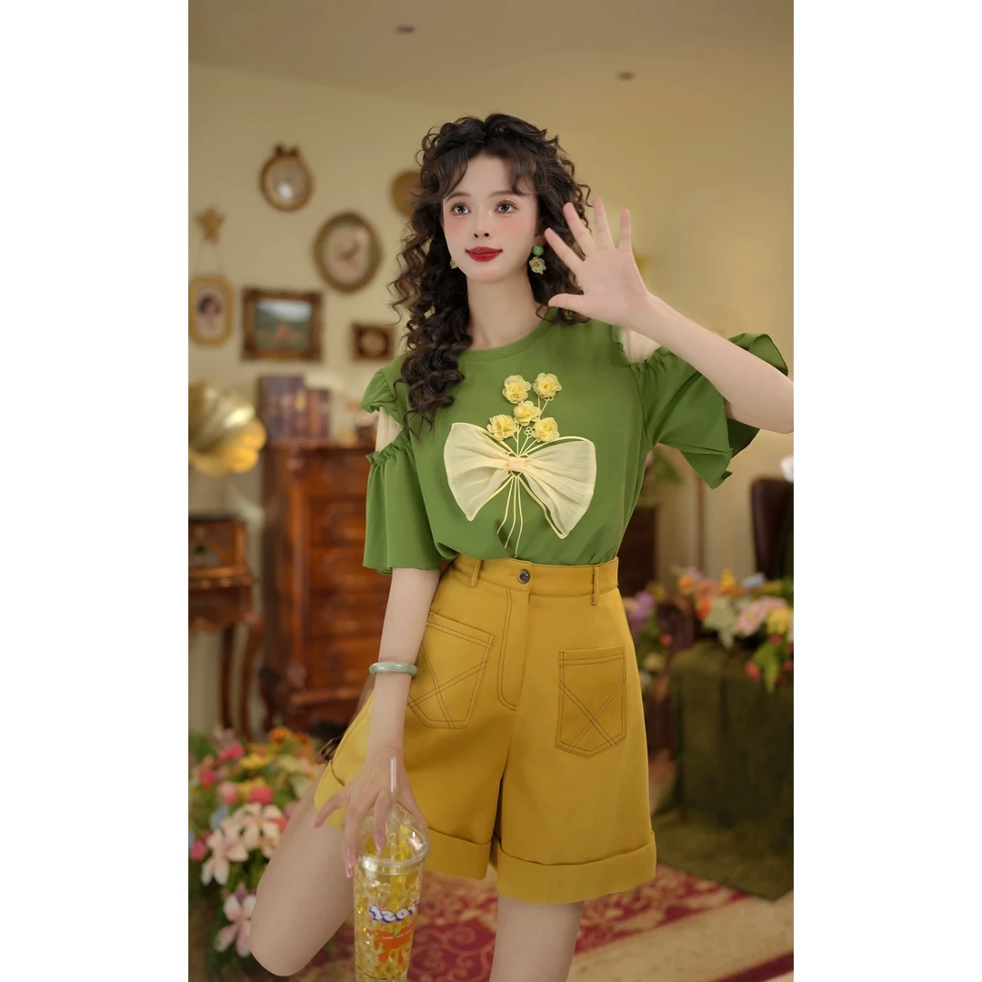 扣子家【花开半夏】港风复古圆领立体花朵T恤宽松休闲上衣KK0725475