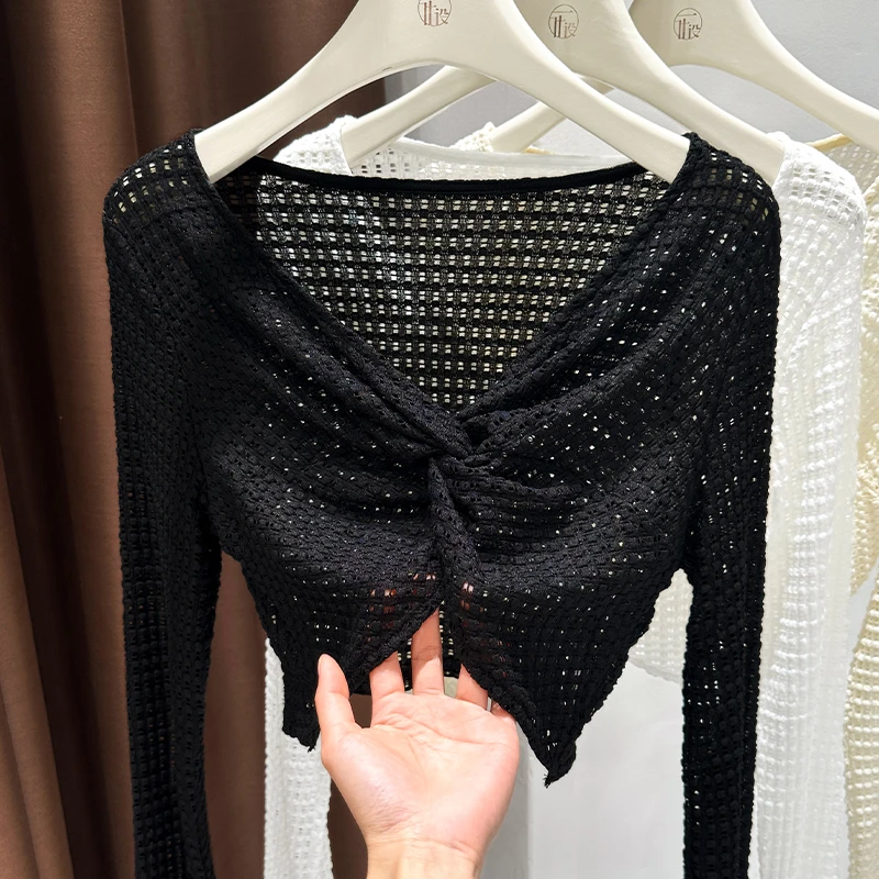 配吊带裙外搭镂空网纱防晒罩衫女新款高级感扭结V领蕾丝长袖上衣