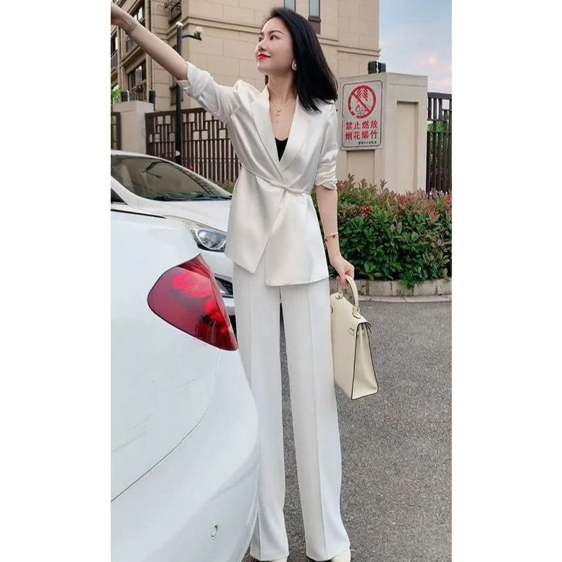 干练气质女装网红减龄轻奢高级感小香风白色西装裤子职业套装女夏