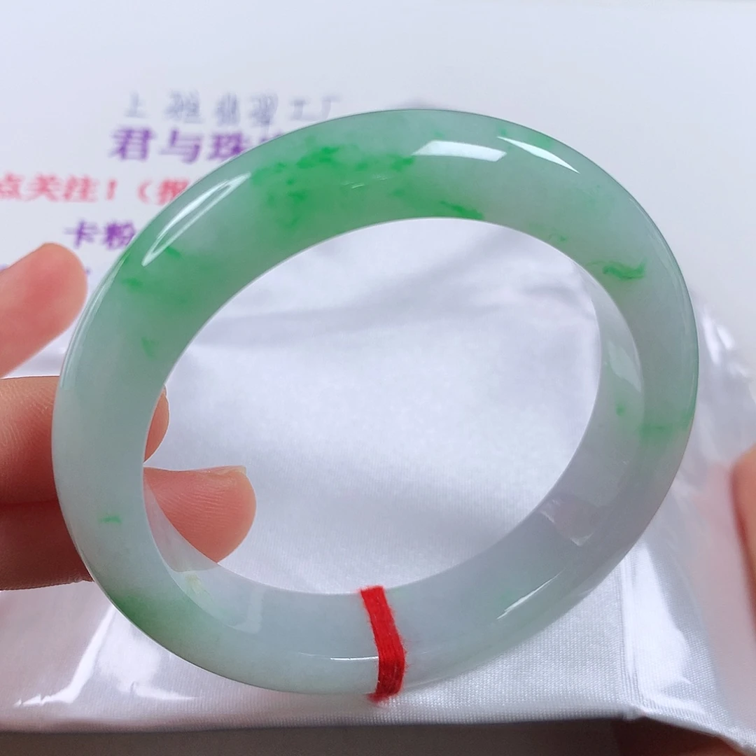 翡翠手镯未镶嵌 正圈①②②