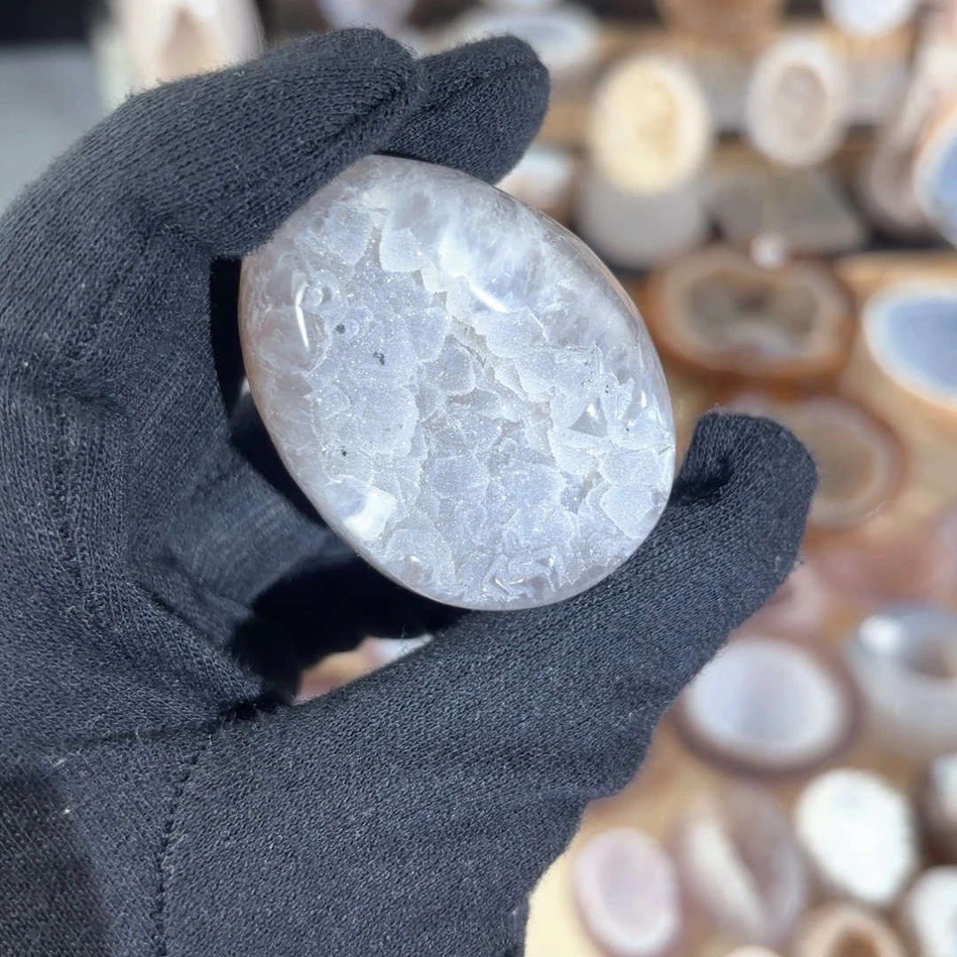 未镶嵌水晶大型摆件（非配饰）