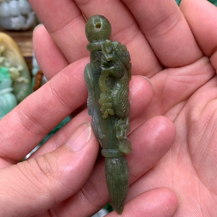 定制翡翠未镶嵌翡翠