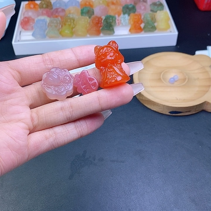 逗***猫玛瑙/玉髓合金车挂