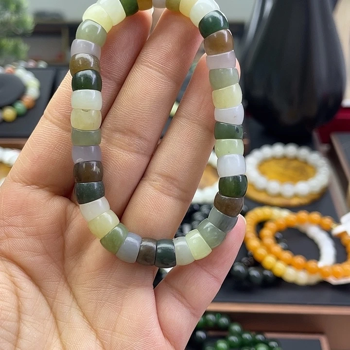 和田玉未镶嵌手串