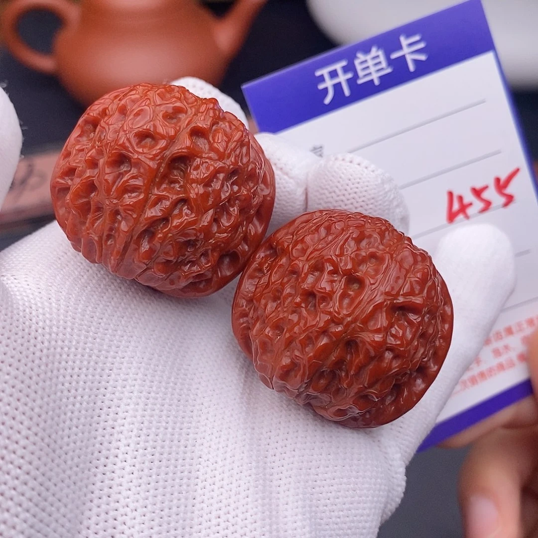 文玩核桃把件37血麒麟455