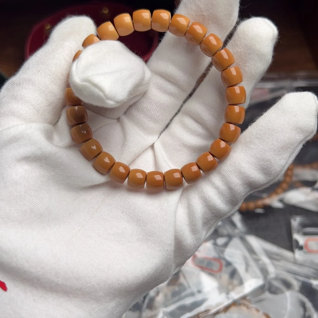 橄榄核吊坠王****?8.2mm核尖单圈