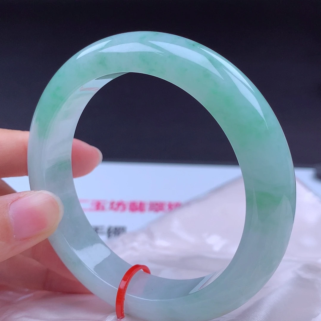 翡翠未镶嵌手镯手镯000629