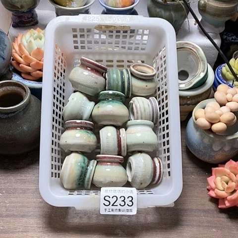紫砂花盆233微瑕品口径2到3左右