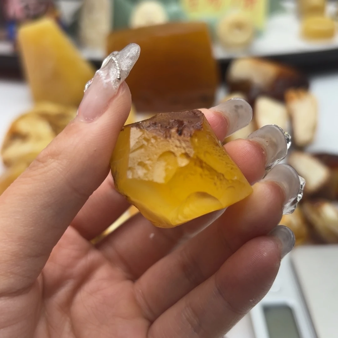 定制琥珀未镶嵌路*乙