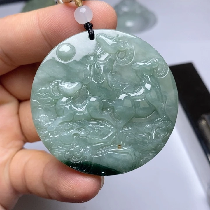 颈饰未镶嵌翡翠翡翠