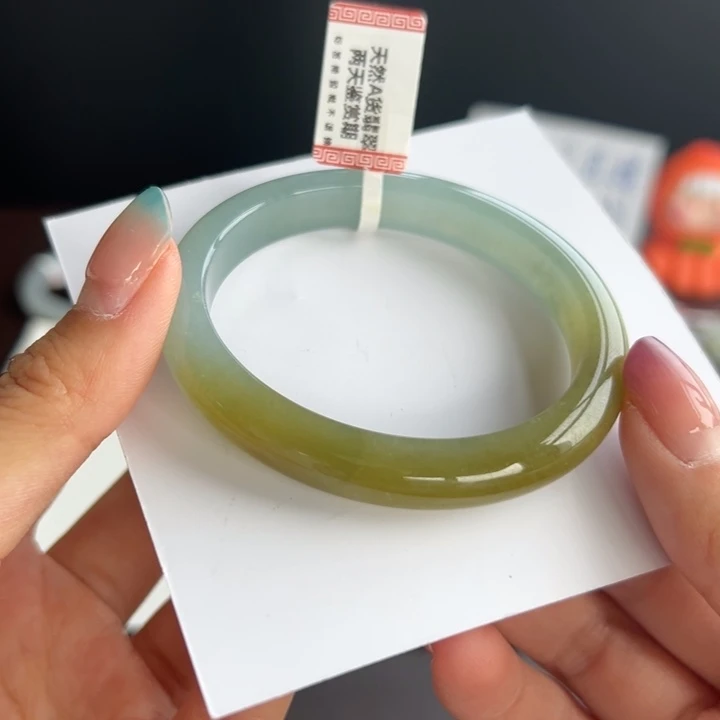 翡翠未镶嵌手镯10号 55贵妃