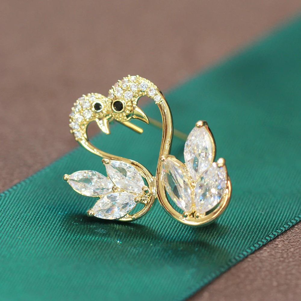 合金胸针 YT 240 时尚百搭款双天鹅胸针2.6x2.5厘米