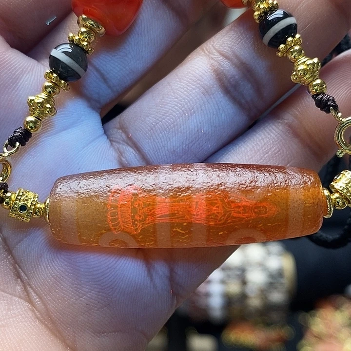 玛瑙/玉髓合金颈饰