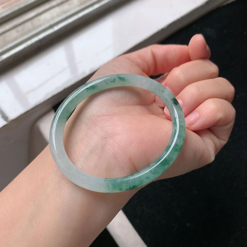 1593号 缅甸天然A货翡翠手镯54圈口飘花贵妃手镯