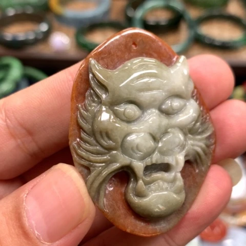 【闪购商品】颈饰未镶嵌翡翠青**水