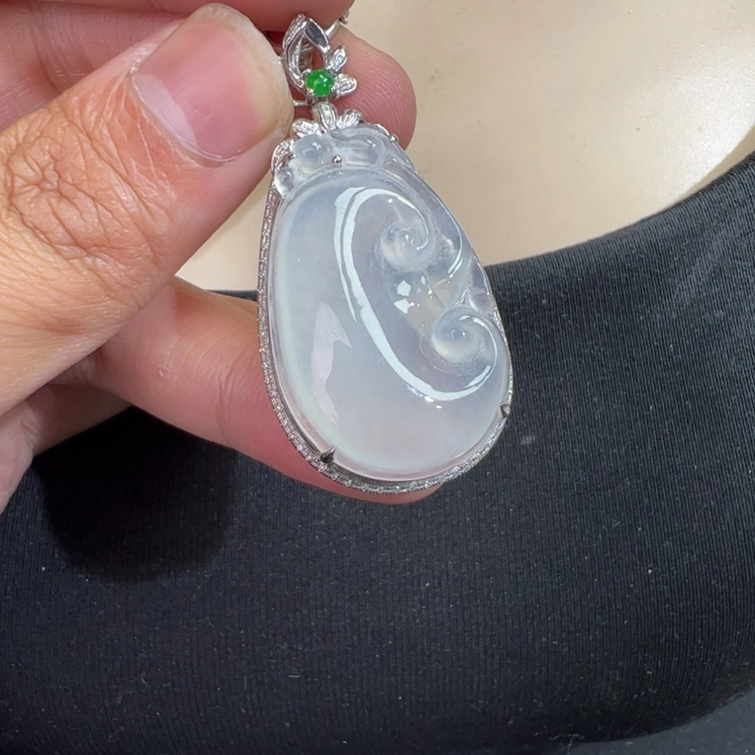 翡翠18K金镶嵌吊坠(不含链)