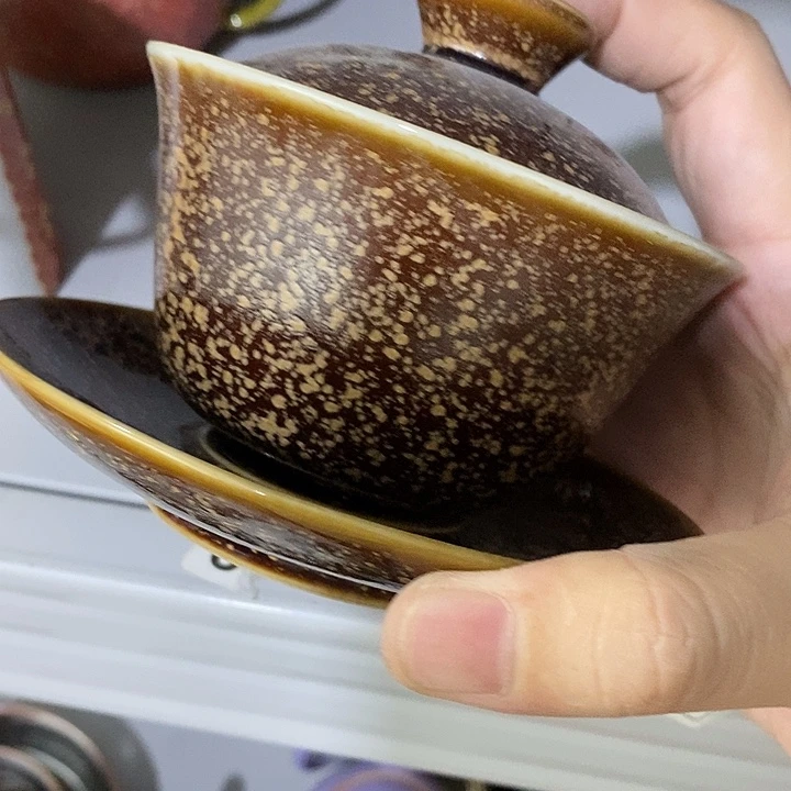 陶瓷艺术品及陶瓷壶壶