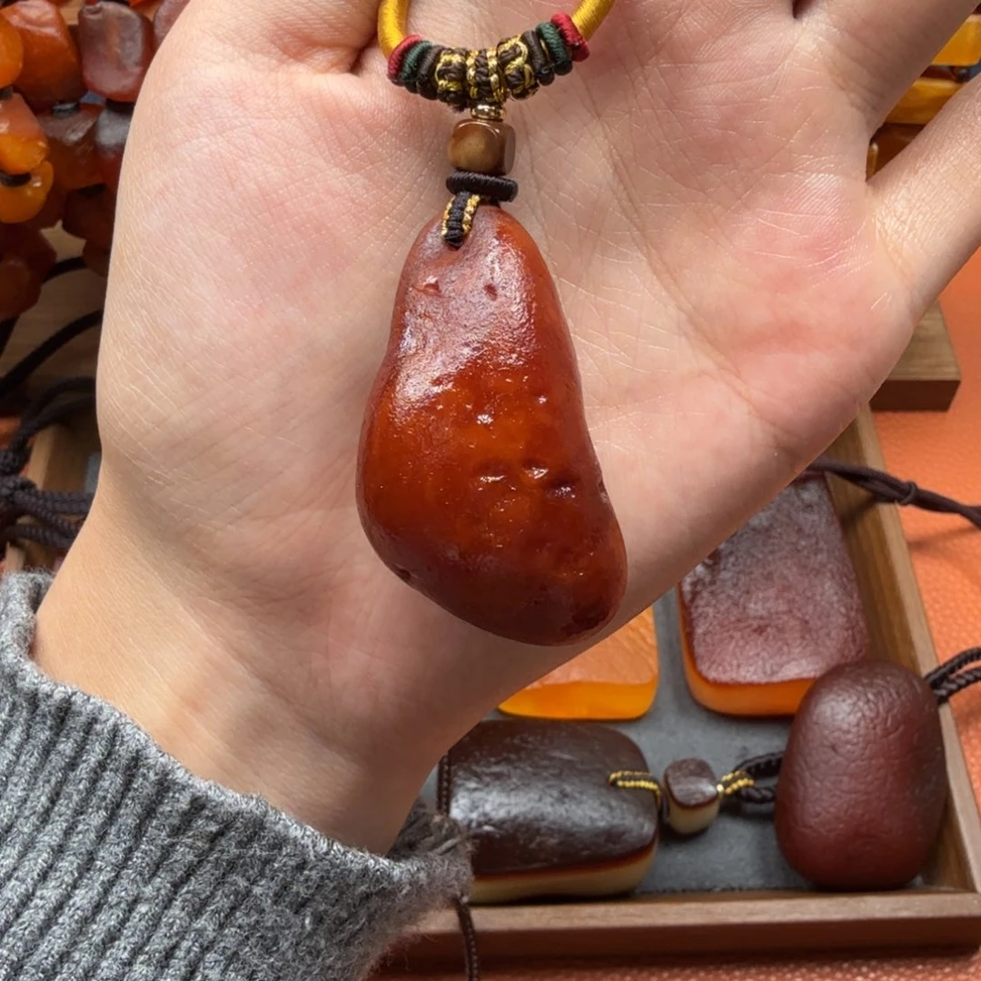 蜜蜡未镶嵌吊坠(赠链)